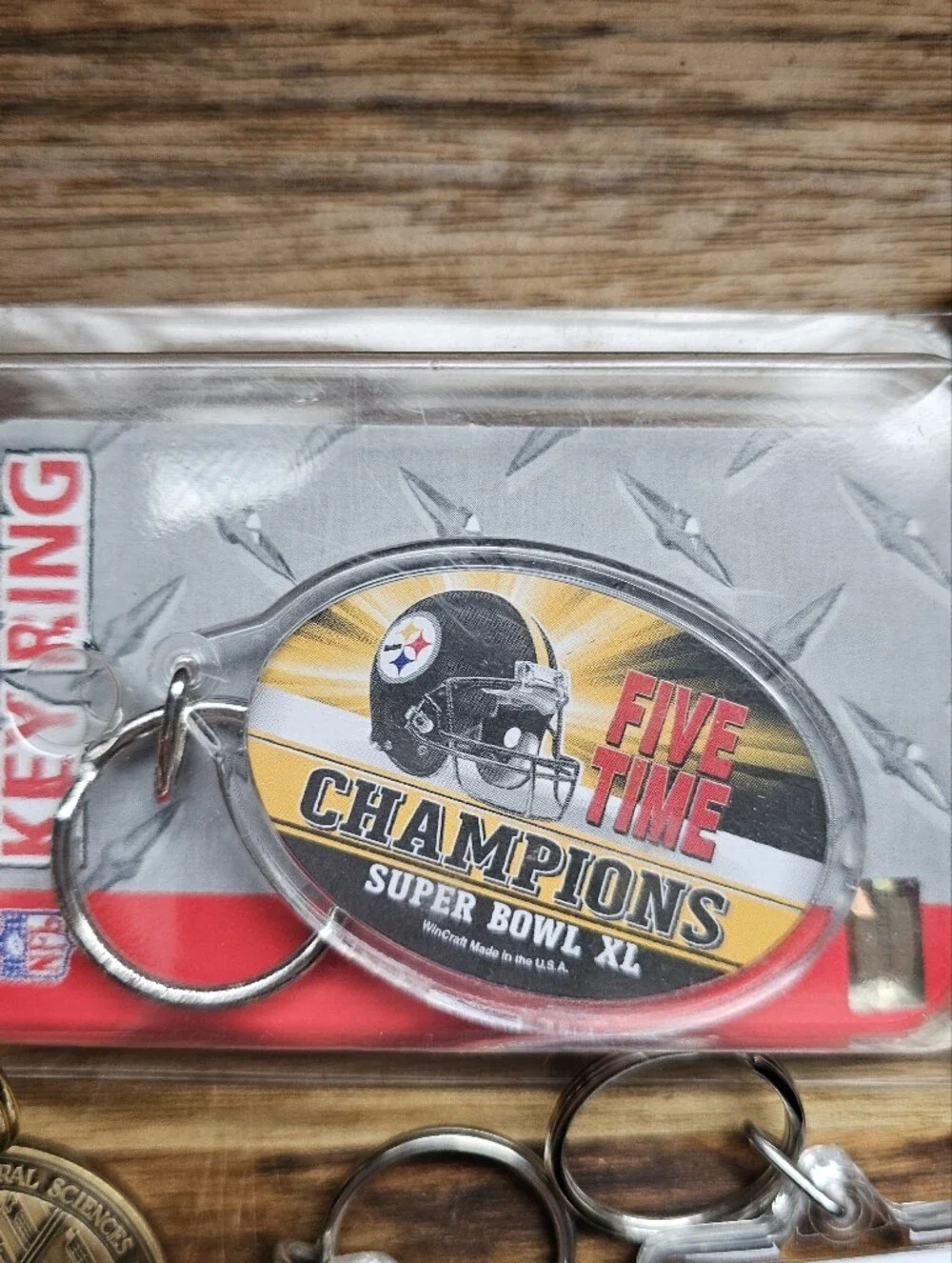 N/A 44 keychains